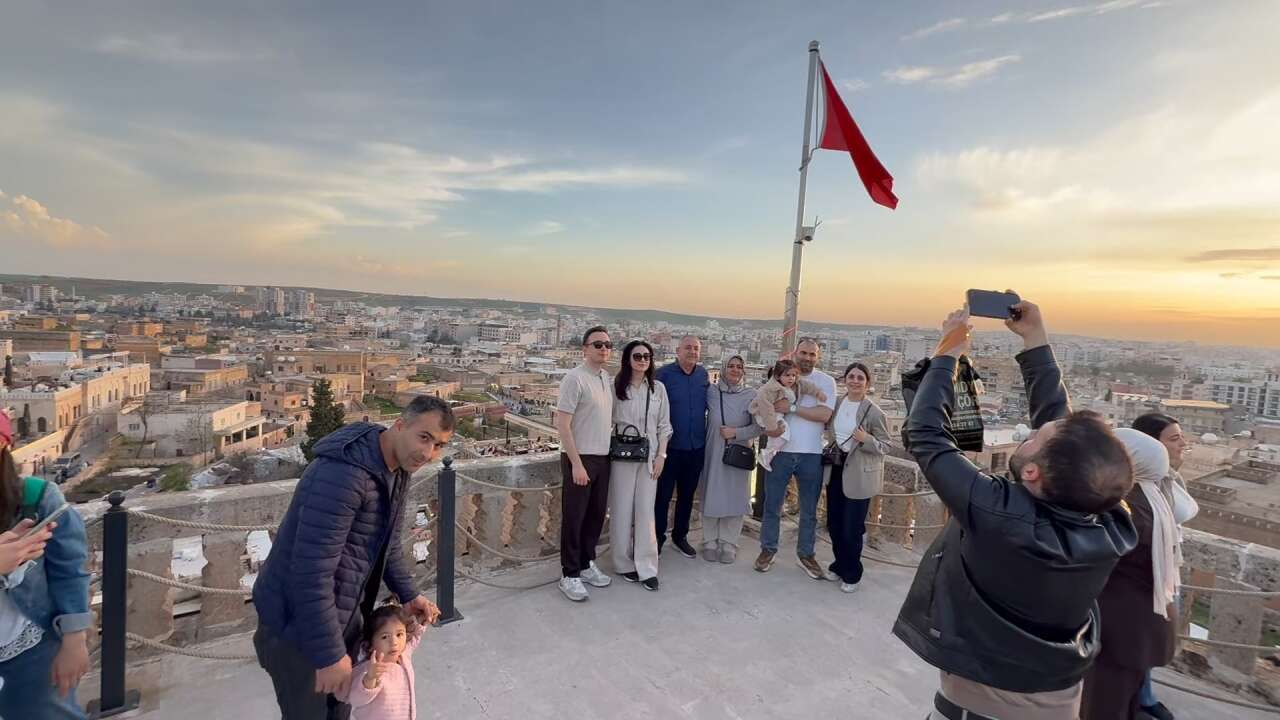 Uzak Şehir diziyle turist patlaması yaşanan Midyat’a Konya’dan da akın var 8